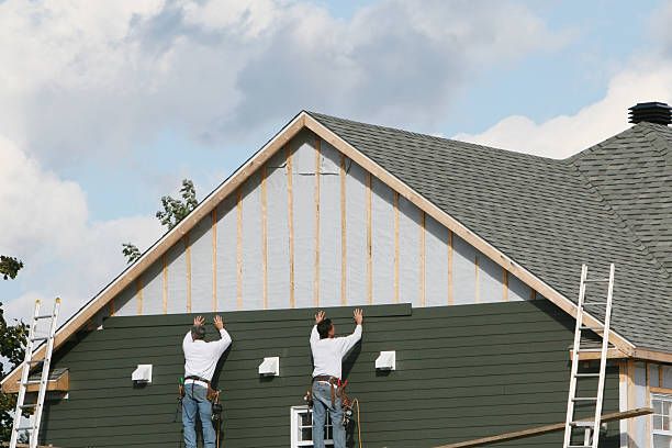 Professional Emergency Siding Repair technician working in Sandy Hook, VA